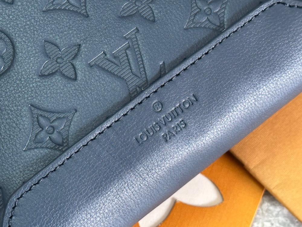 Luxury Elegant Leather Backpack – Limited Edition