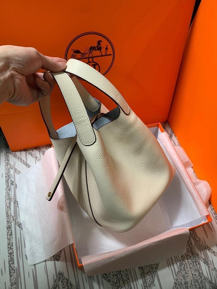 Alma Leather Tote Bag