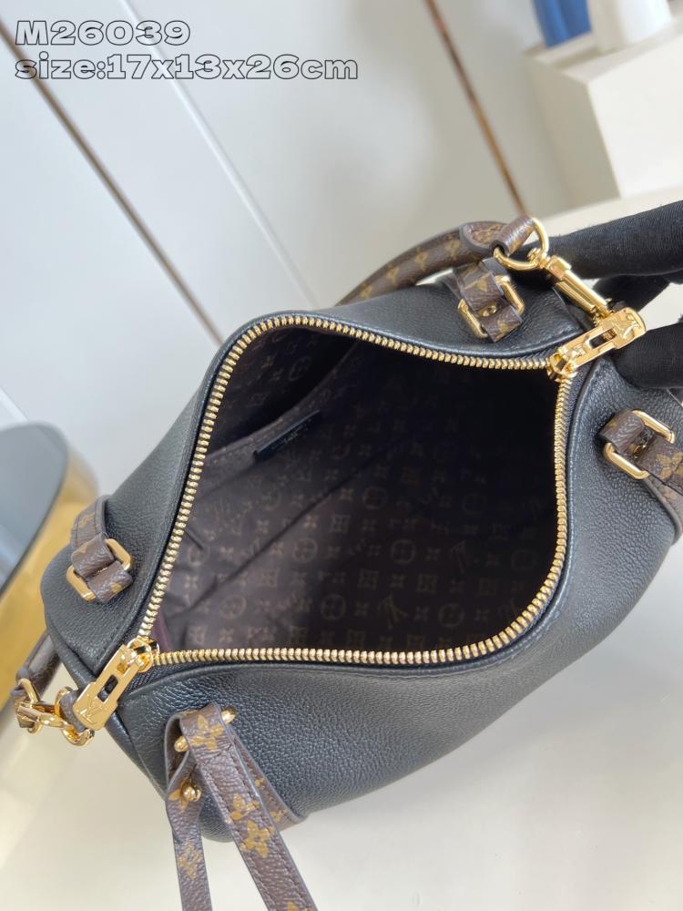 Classic Travel Bag