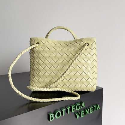 Classic Leather Shoulder Bag