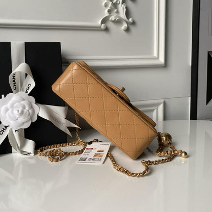 Classic Crossbody Bag