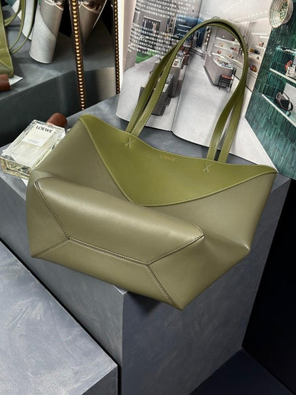 Modern Leather Crossbody Bag