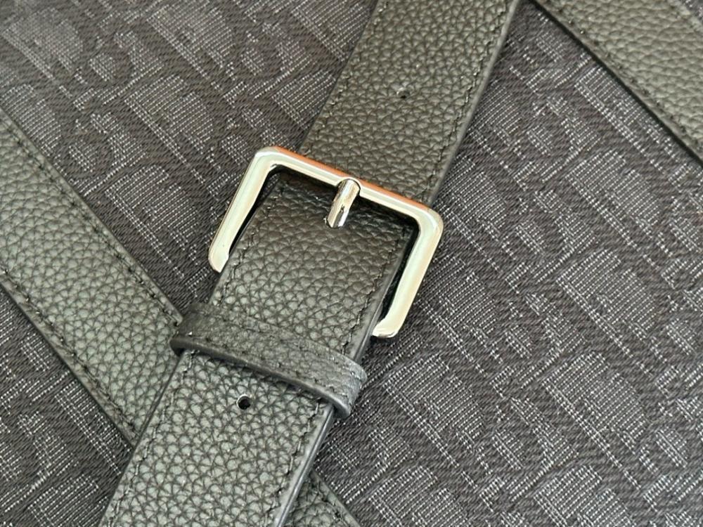 Modern Stylish Leather Shoulder Bag