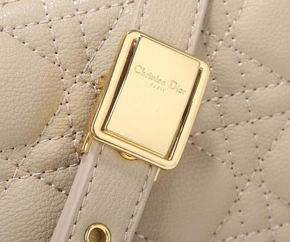 Luxury Premium Silver Lambskin Crossbody Bag