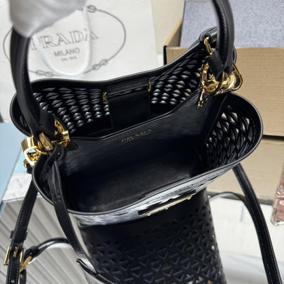 Bucket Bag