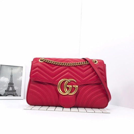 Elegant Refined Crossbody Bag