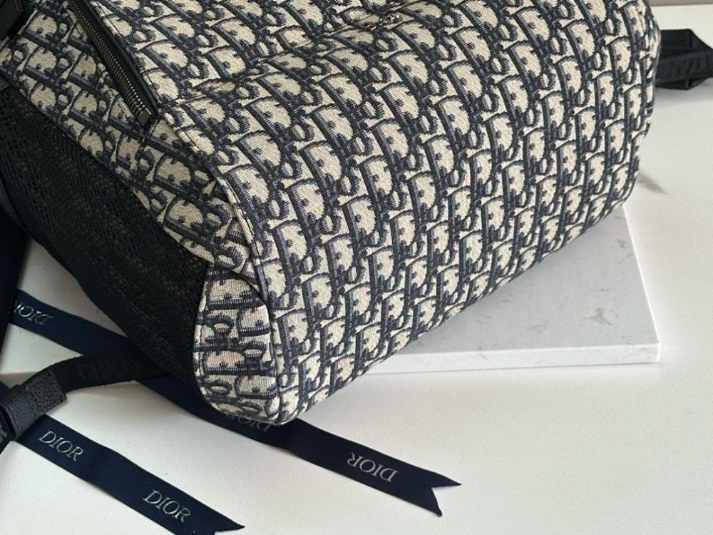 Classic Italian-Inspired Quilted Leather Shoulder Bag