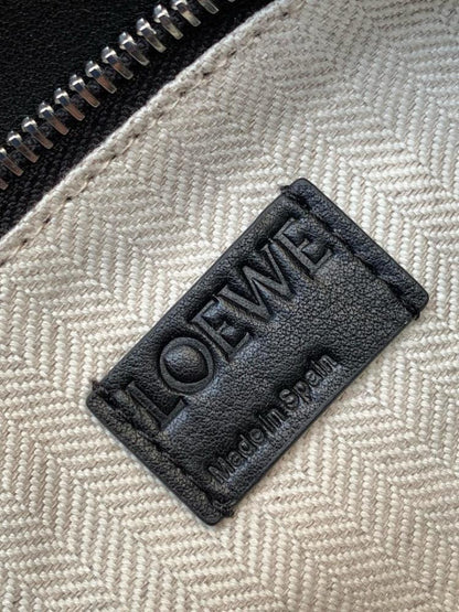 Stylish Refined Leather Shoulder Bag
