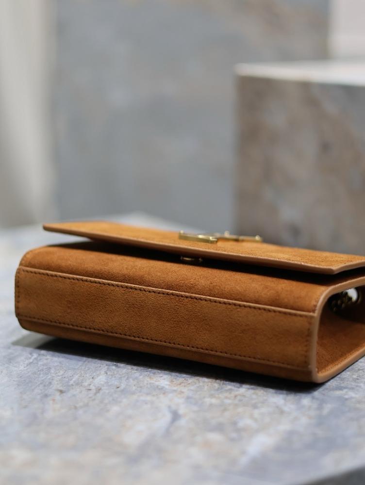 Italian-Inspired Stylish Gold Crossbody Bag