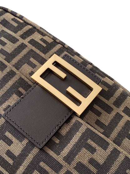 Classic Shoulder Bag