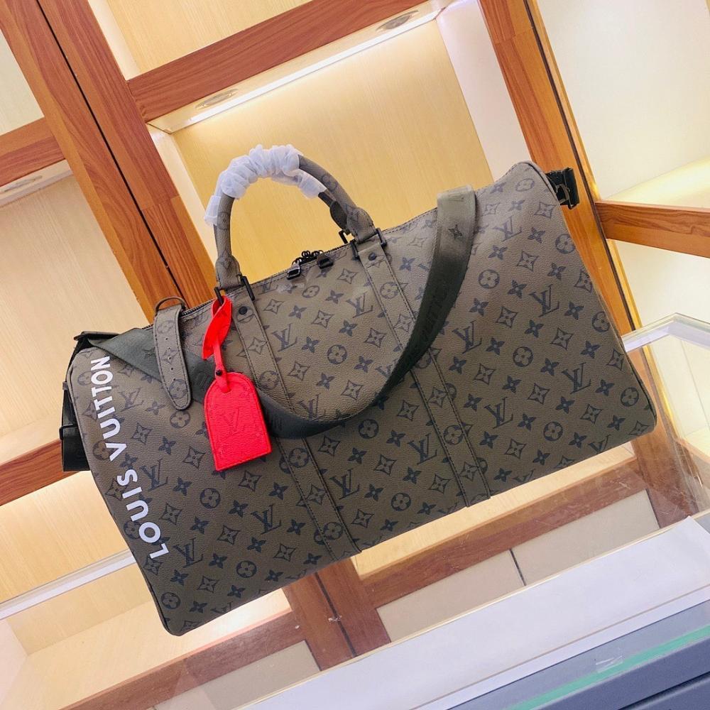 Stylish Leather Travel Bag – Limited Edition