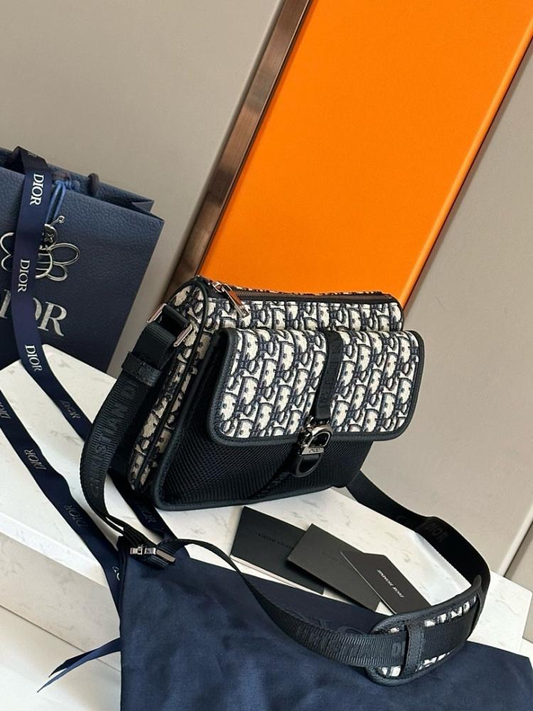 Stylish Premium Black Printed Jacquard Shoulder Bag