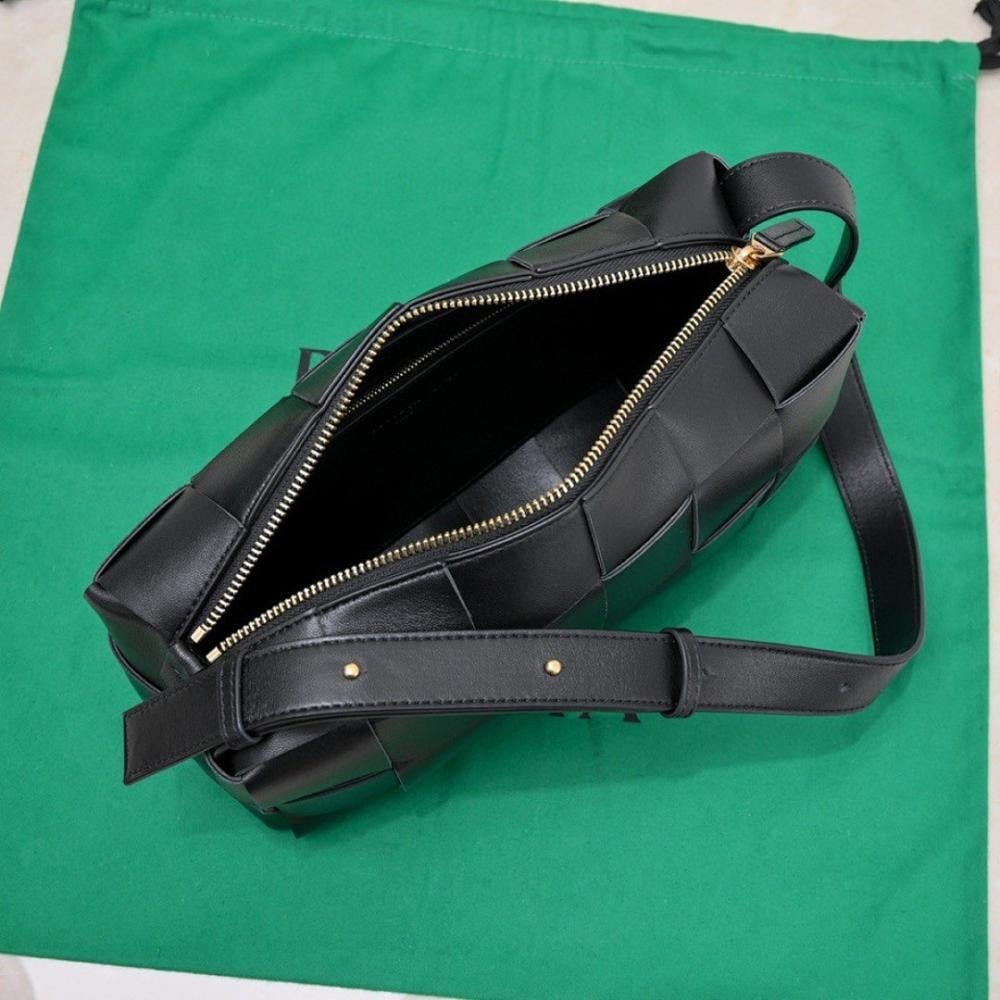 Luxury Stylish Woven Lambskin Top Handle Bag