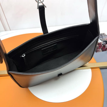 Arco Leather Shoulder Bag