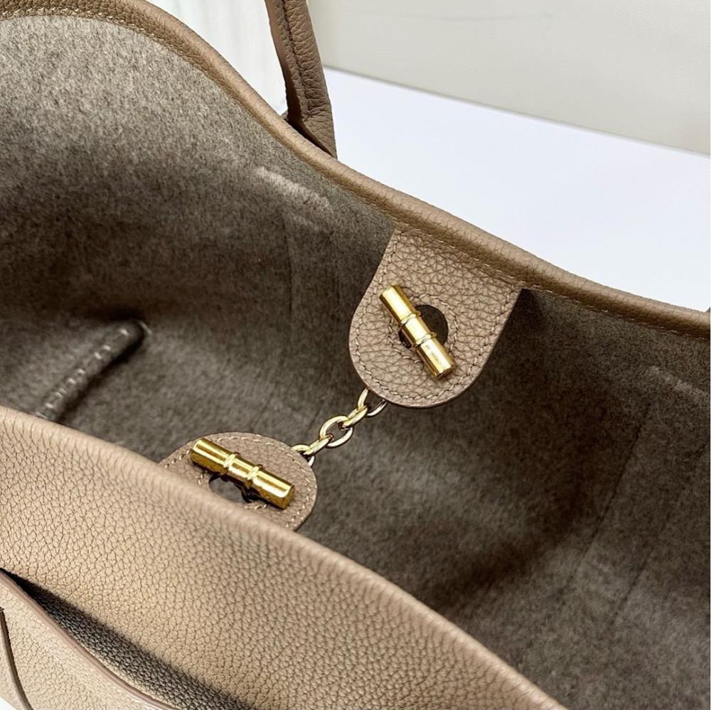 Modern Refined Leather Tote Bag