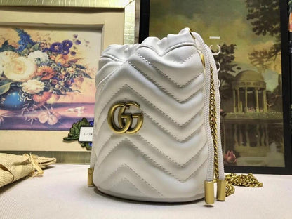 Modern Elegant Pink Top Handle Bag