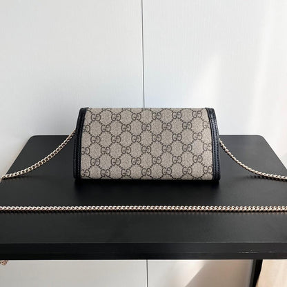 Alma Crossbody Bag