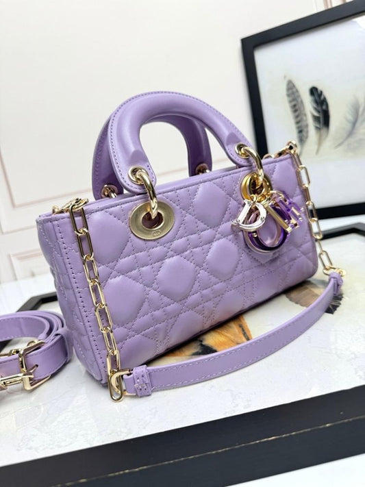 Stylish Refined Gold Embroidered Lambskin Shoulder Bag
