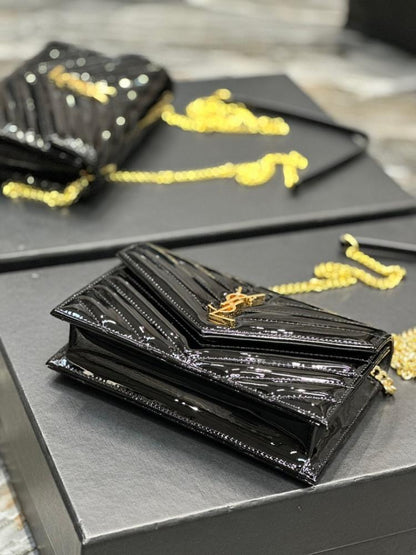 Italian-Inspired Elegant Bag
