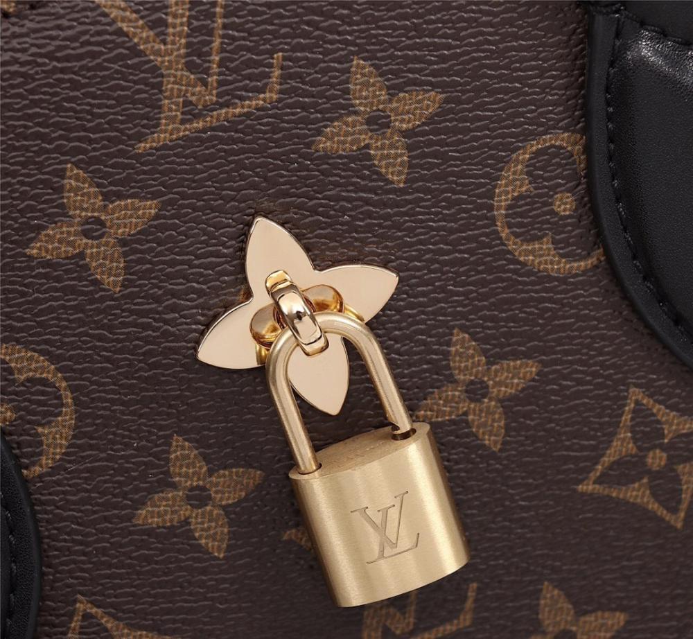 Luxury Elegant Gold Monogram Leather Tote Bag