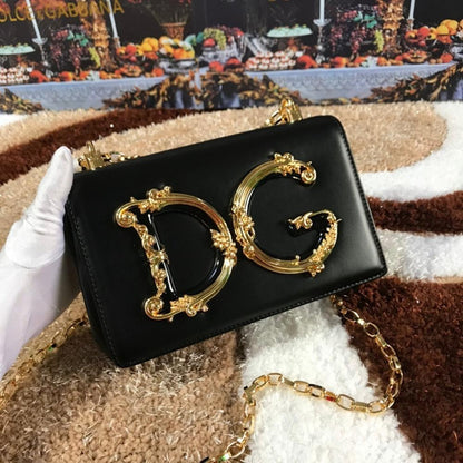 Modern Refined Crossbody Bag
