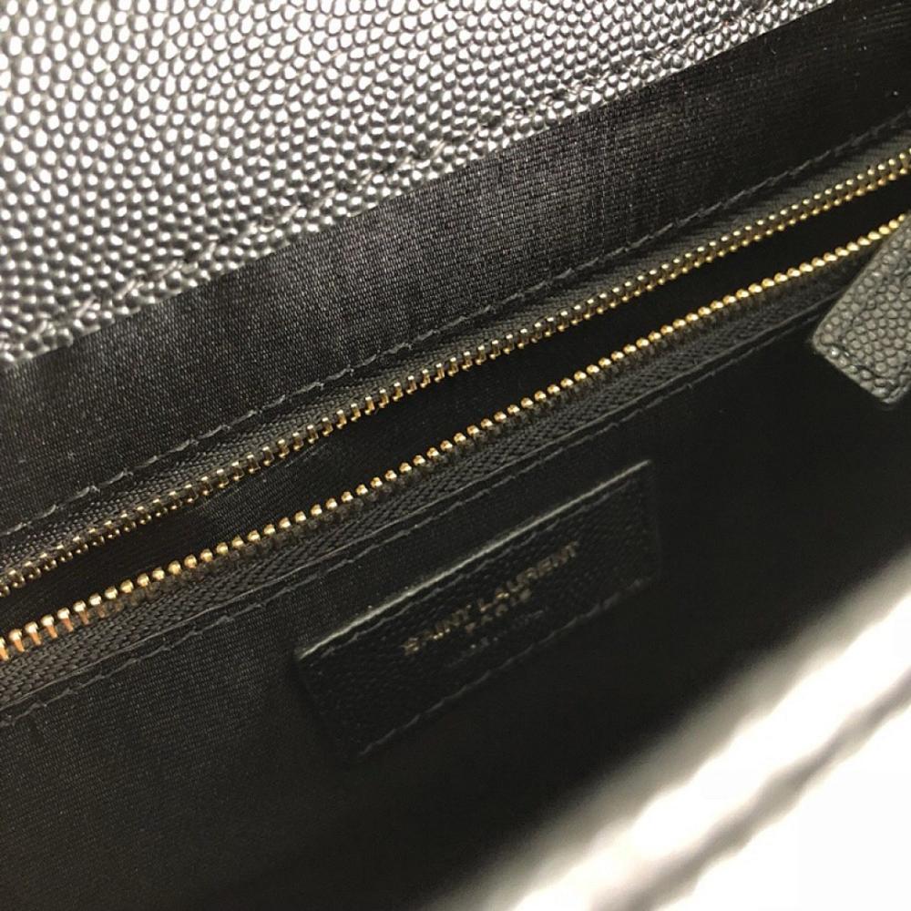 Modern Refined Black Leather Shoulder Bag