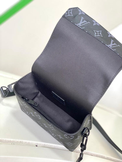 Luxury Leather Crossbody Bag – Special Edition