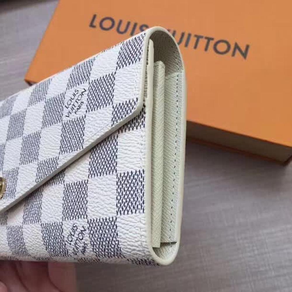 Italian-Inspired Stylish Monogram Wallet