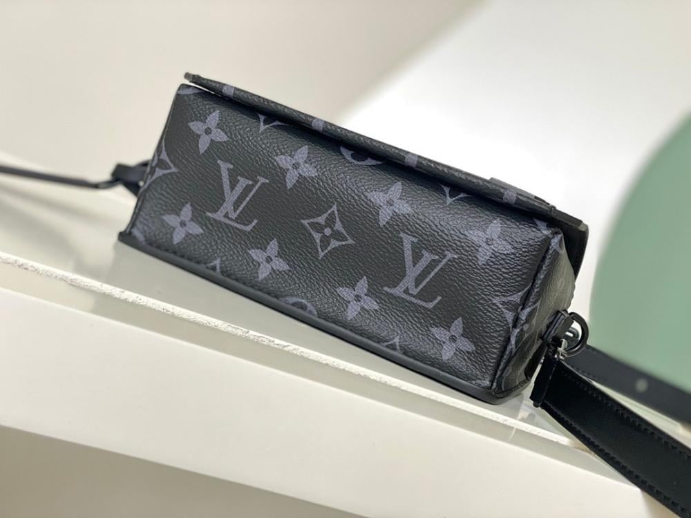 Luxury Leather Crossbody Bag – Special Edition