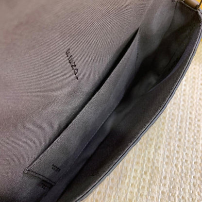 Arco Shoulder Bag