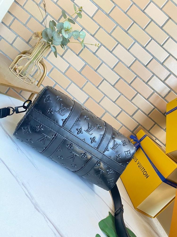 Stylish Leather Shoulder Bag – Special Edition