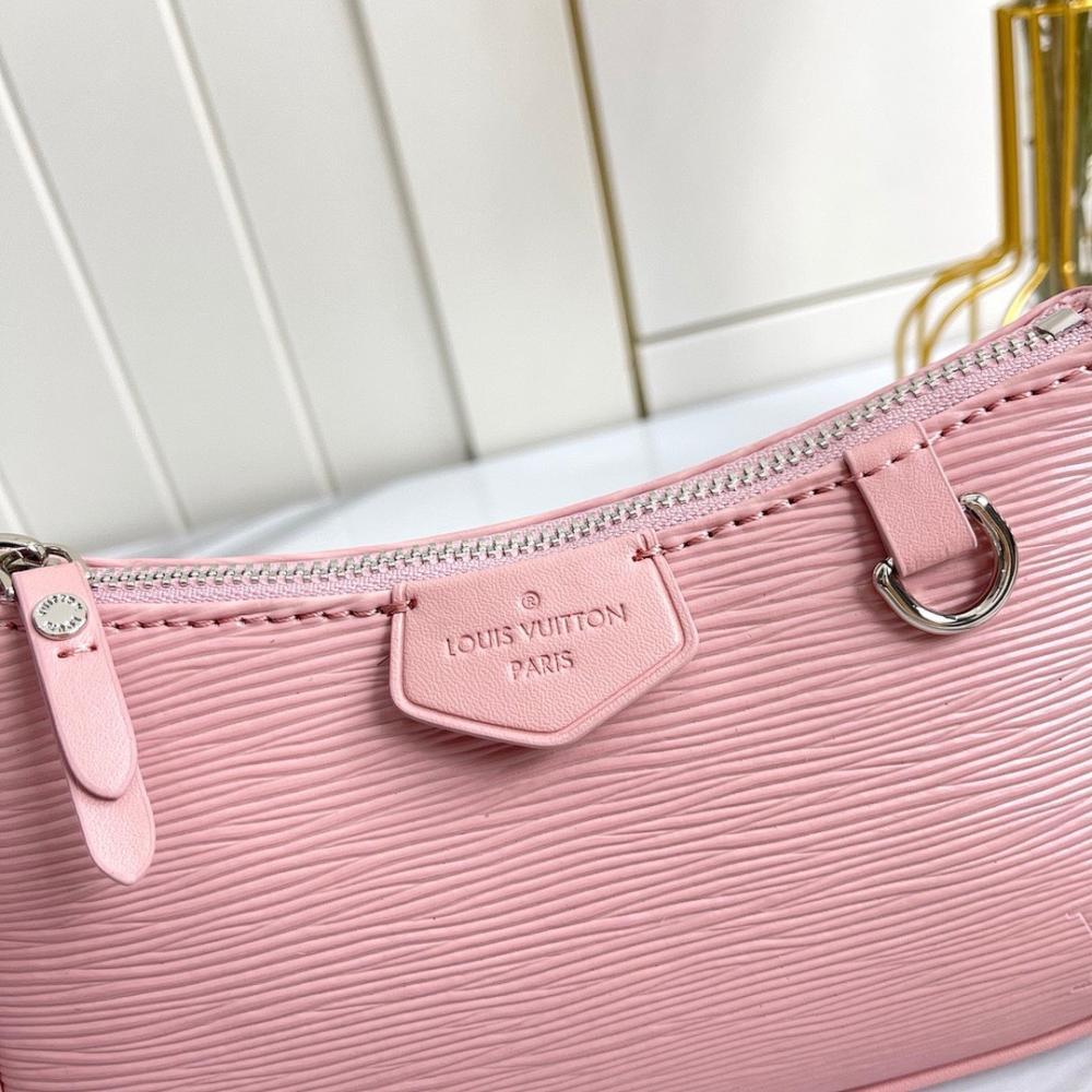 Luxury Elegant Leather Shoulder Bag – Limited Edition