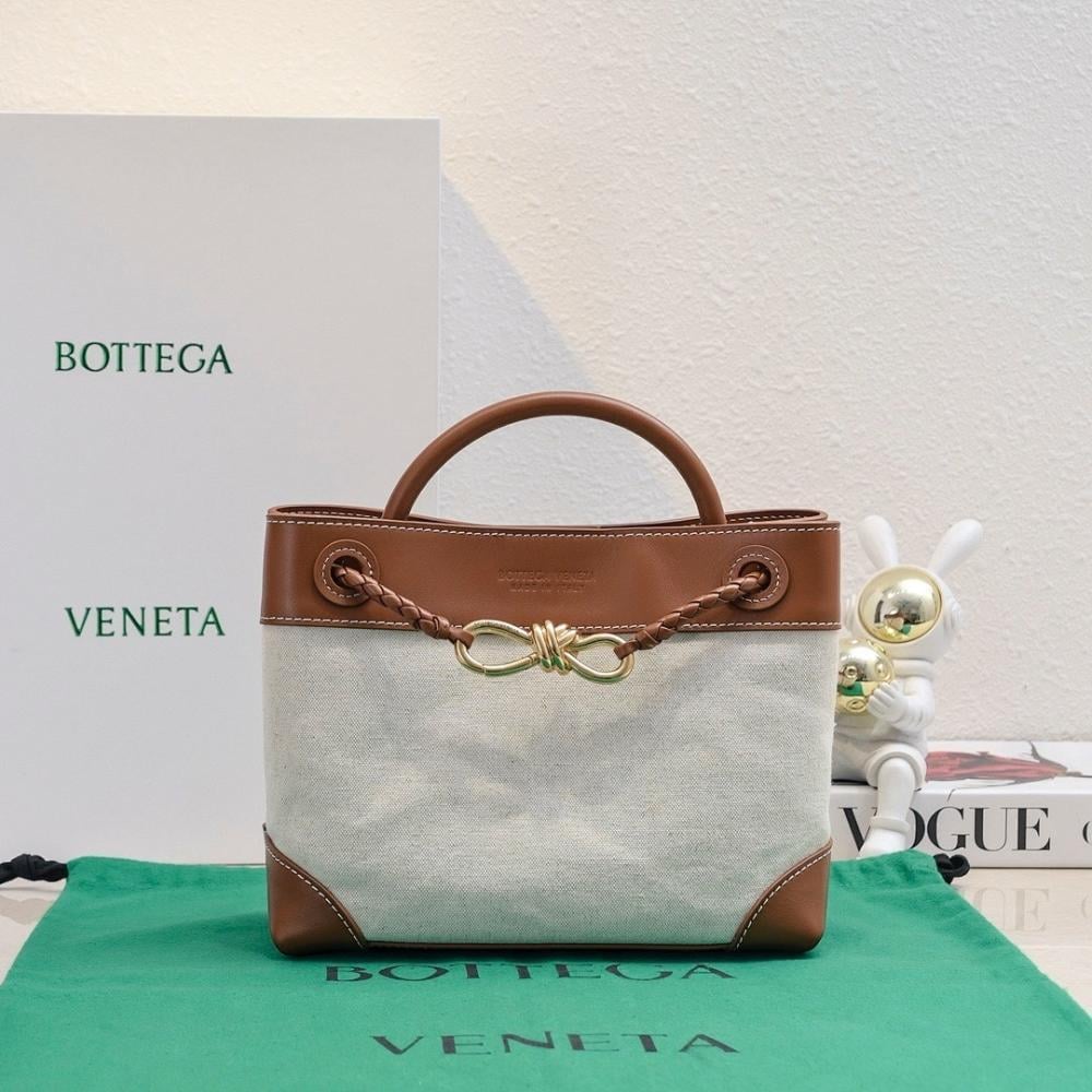 Modern Luxury Leather Top Handle Bag
