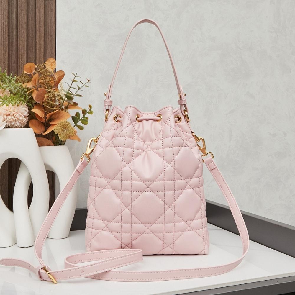 Stylish Refined Gold Lambskin Shoulder Bag