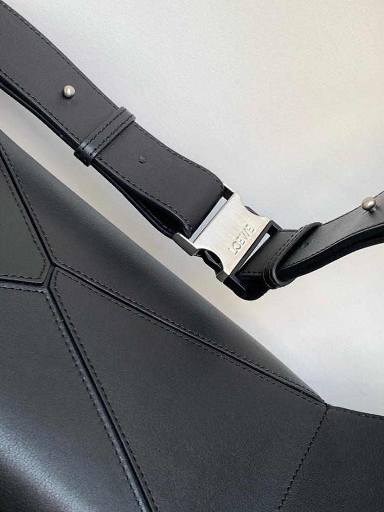 Stylish Refined Leather Shoulder Bag