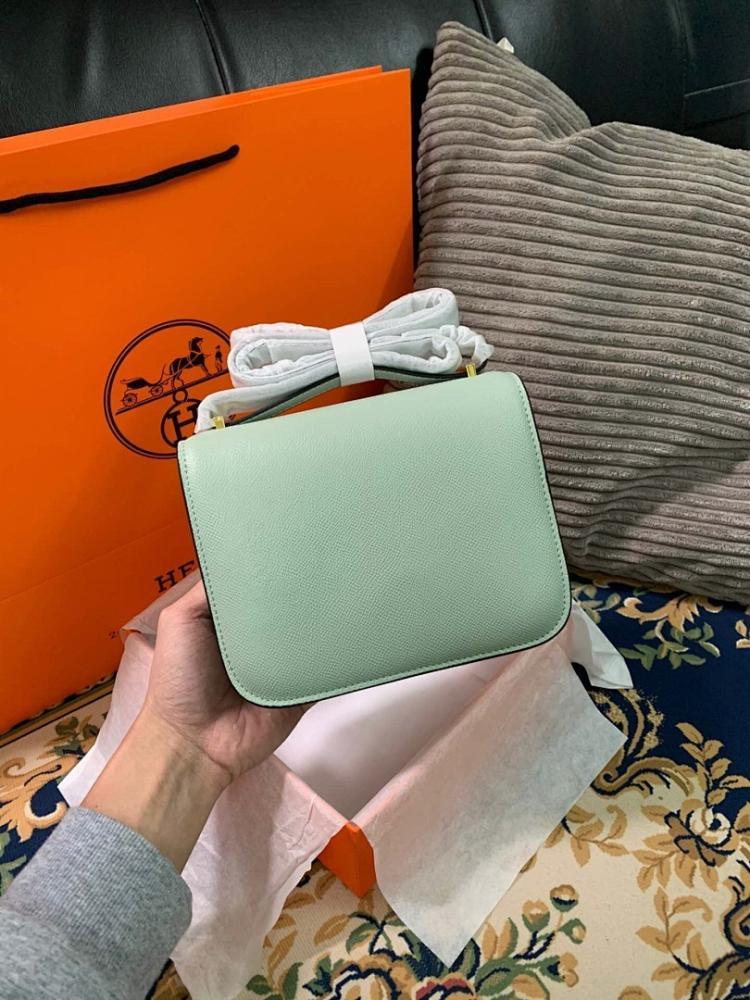 Modern Stylish Gold Leather Shoulder Bag