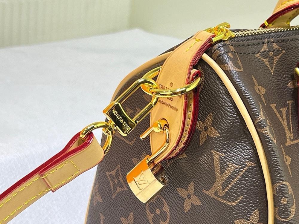 Stylish Leather Top Handle Bag – Limited Edition