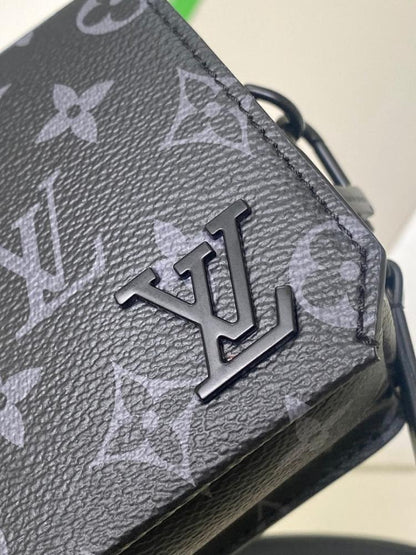Luxury Leather Crossbody Bag – Special Edition
