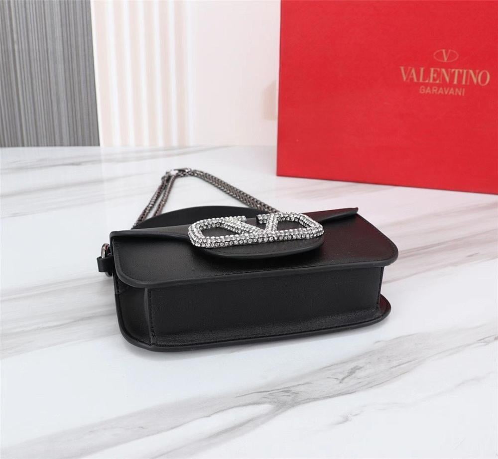 Modern Elegant Crystal-Embellished Leather Shoulder Bag
