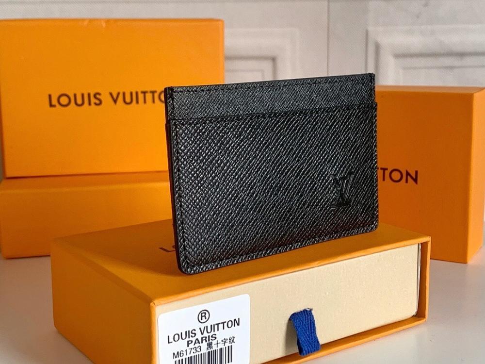 Modern Refined Wallet