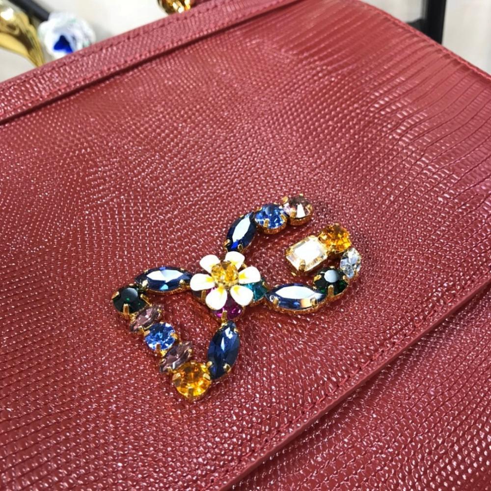 Italian-Inspired Elegant Leather Shoulder Bag