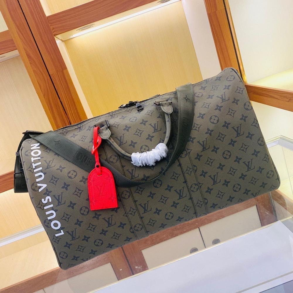 Stylish Leather Travel Bag – Limited Edition