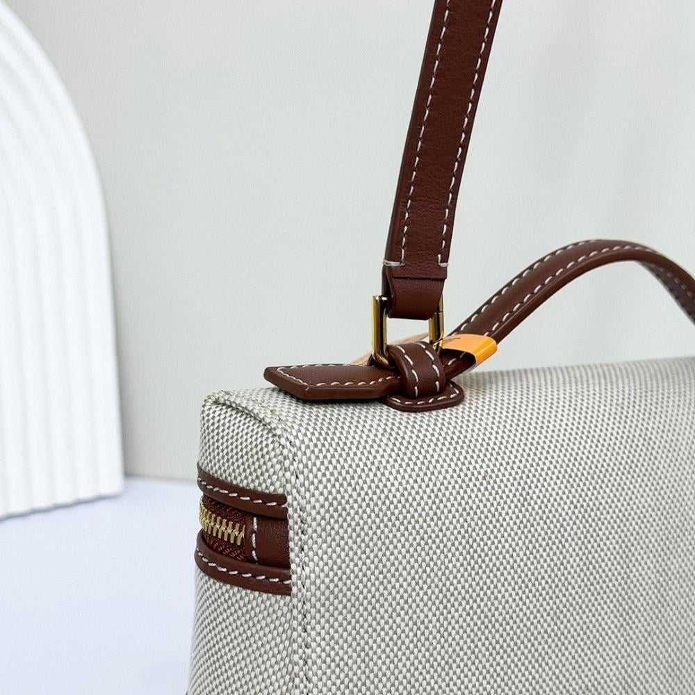 Modern Gold Canvas Shoulder Bag – Special Edition
