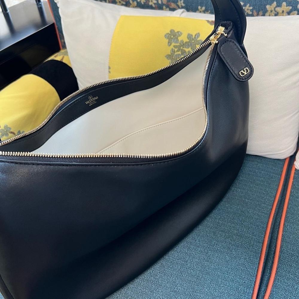 Classic Shoulder Bag – Special Edition