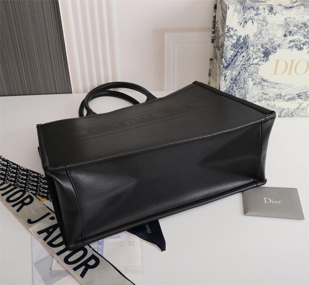 Italian-Inspired Luxury Leather Bag