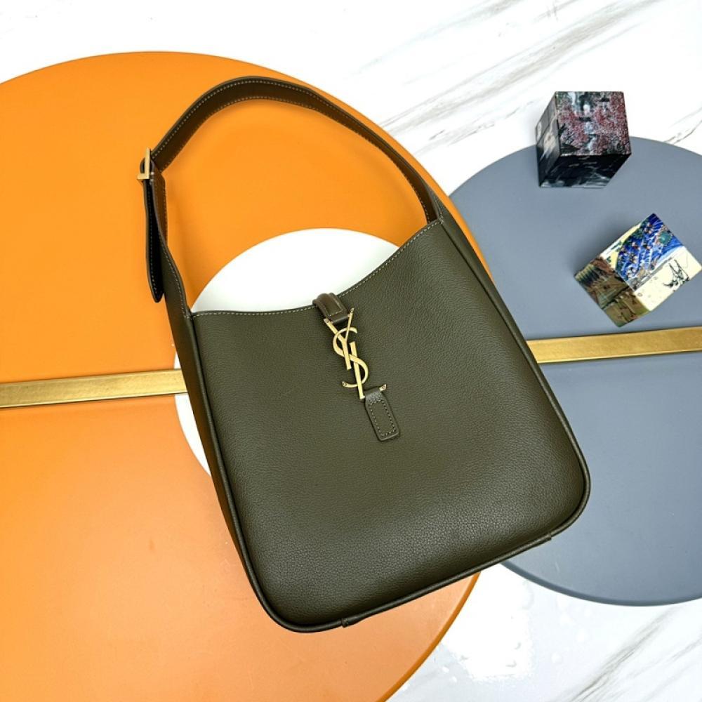 Classic Leather Shoulder Bag