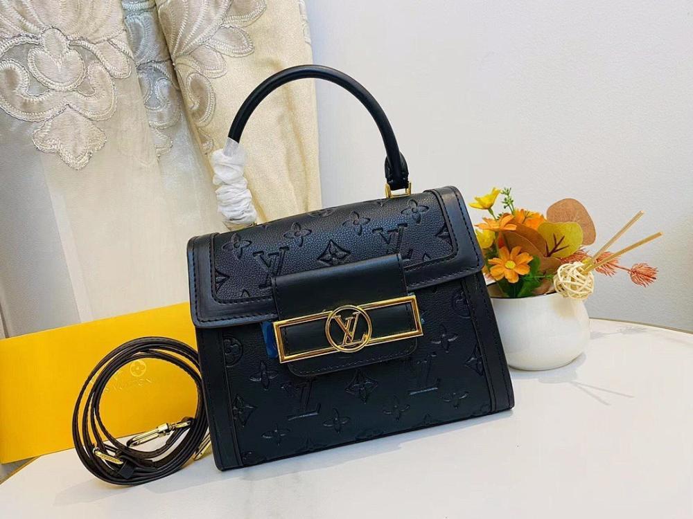Modern Stylish Leather Shoulder Bag