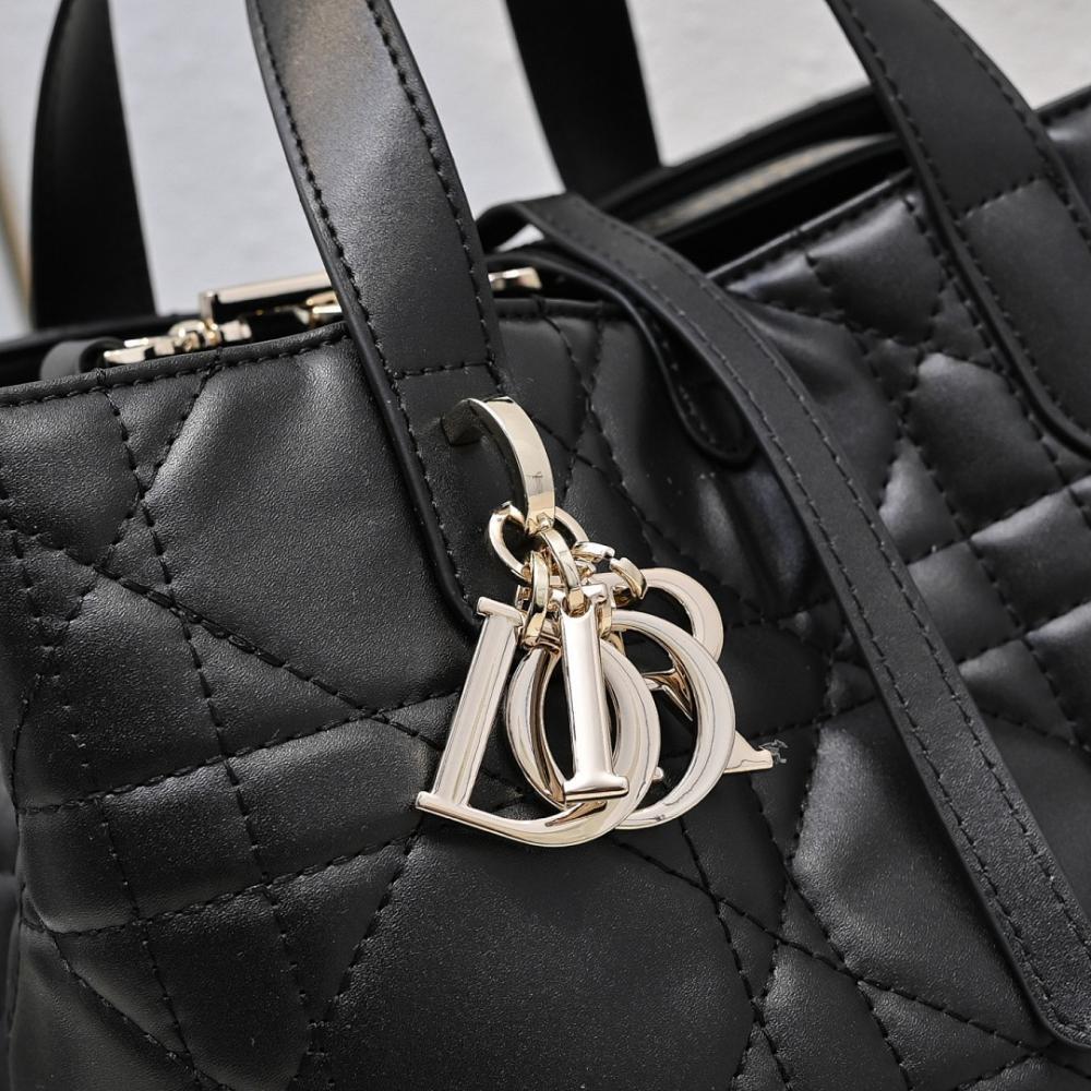 Alma Calfskin Shoulder Bag