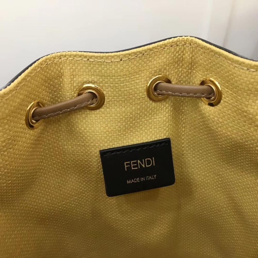 Classic Leather Shoulder Bag