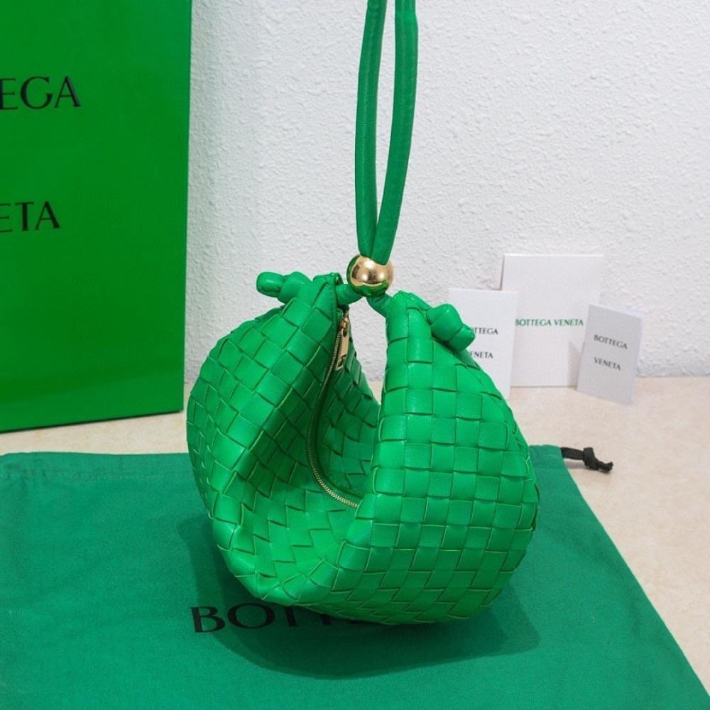 Alma Gold Woven Lambskin Shoulder Bag